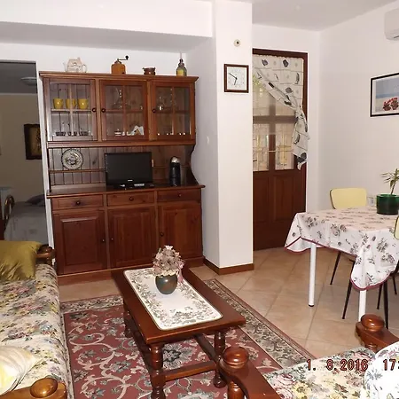 Cave 82 Aurisina